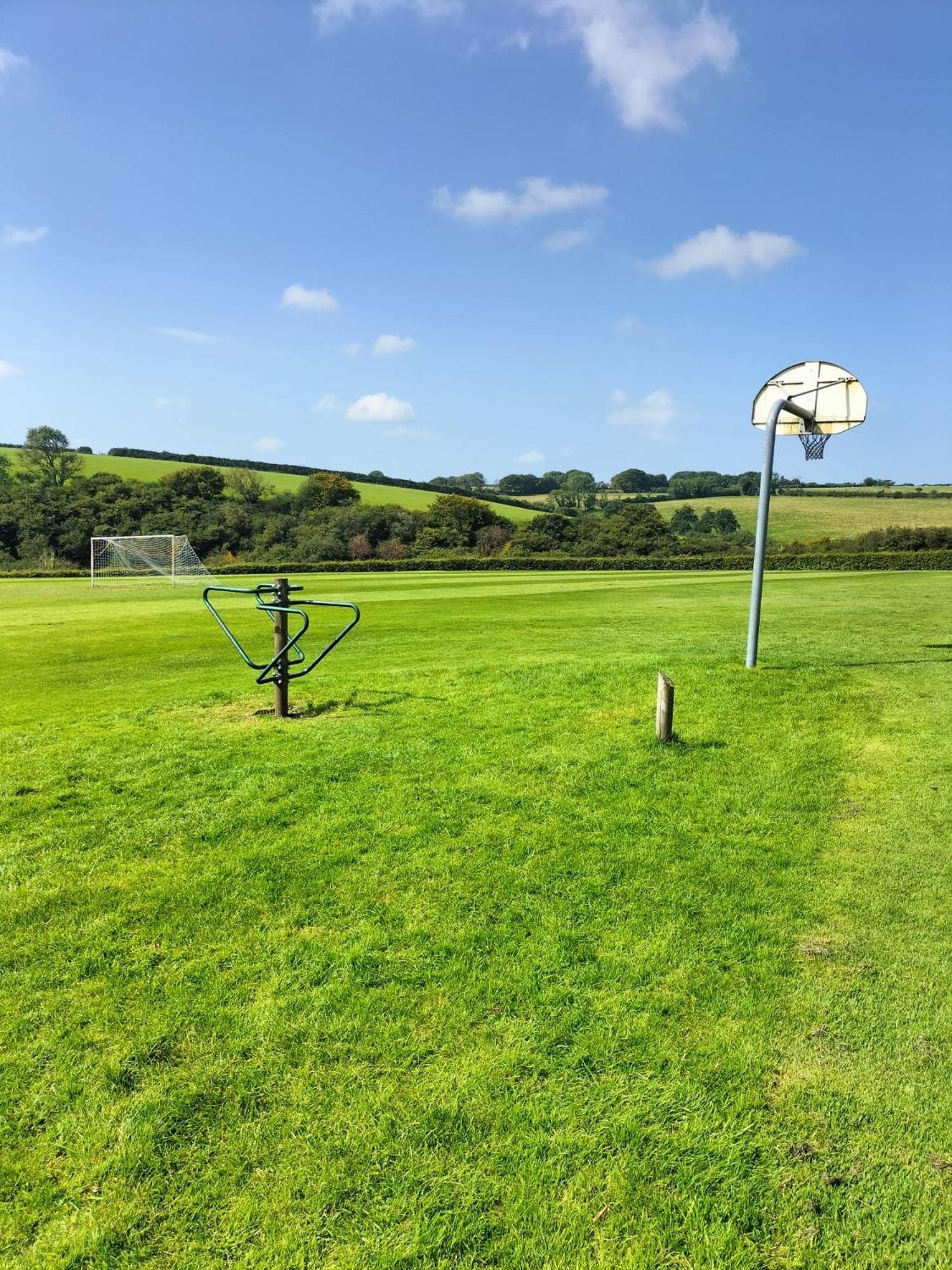 Apartamento 22 Stowford Gardens Combe Martin Exterior foto